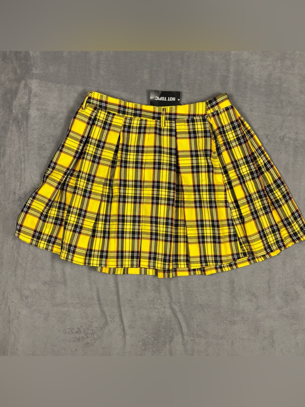 Hot Topic Yellow Plaid Pleated Skirt Size S NWT Schoolgirl Grunge Punk Mini